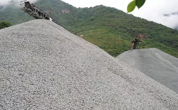 <b>怎樣提升制砂機(jī)的應(yīng)用期限？只要學(xué)好4個(gè)小竅門(mén)</b>